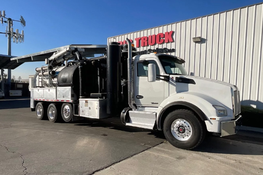 2016 Kenworth T880 Vactor HXX Hydro Excavation Vacuum Truck