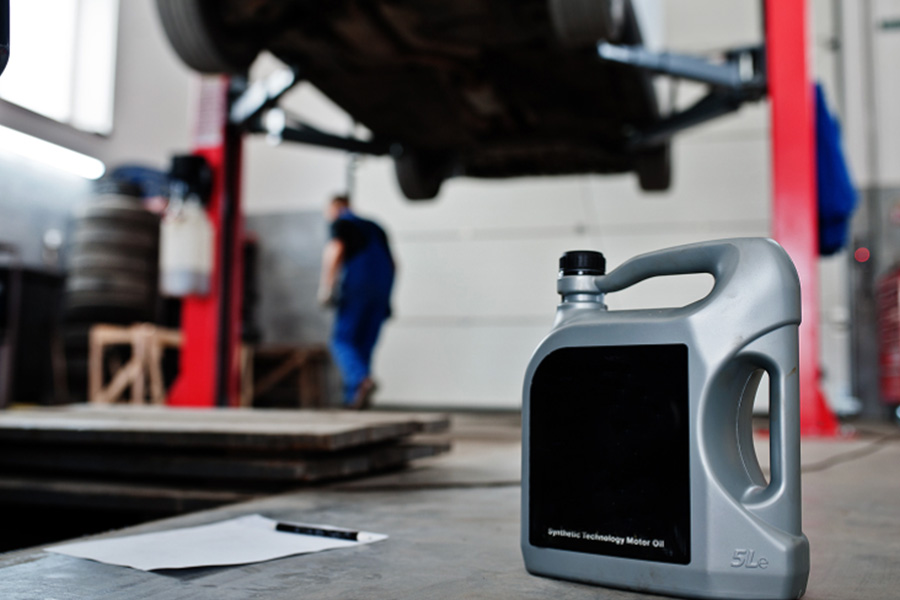Maintaining Your Engine A Guide to Engine Oil Choices in Singapore