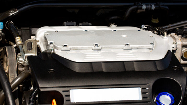 What You Should Know About Maintaining a Hybrid Car